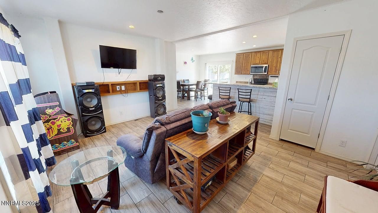 309 Lupin Dr Battle Mountain, NV 89820 - Thumbnail 4