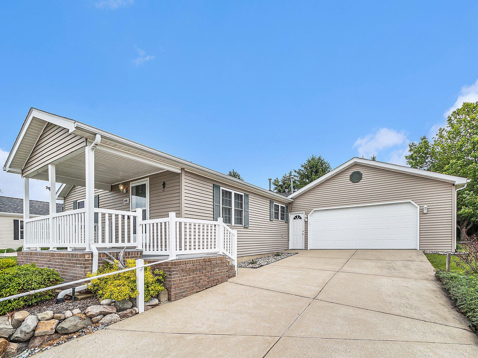 5280 Beardsley Ct Kalamazoo, MI 49004 - Thumbnail 4