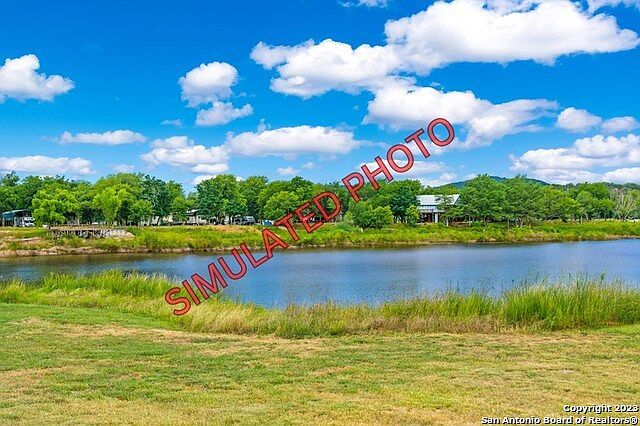 8438 Whartons Dock Rd Bandera, TX 78003 - Thumbnail 4