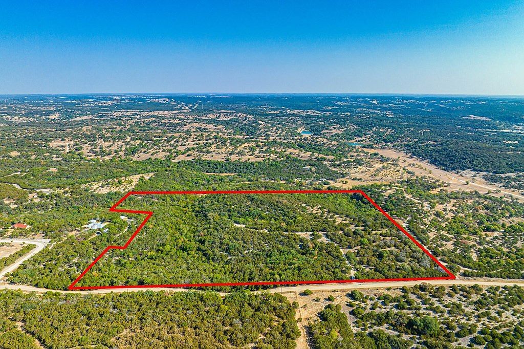 385 W Shalako Dr Kerrville, TX 78028 - Thumbnail 4