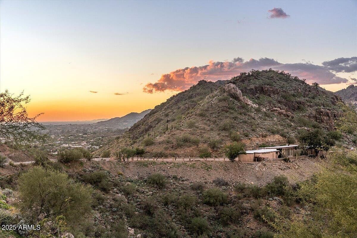 7080 N Invergordon Rd Paradise Valley, AZ 85253 - Thumbnail 4