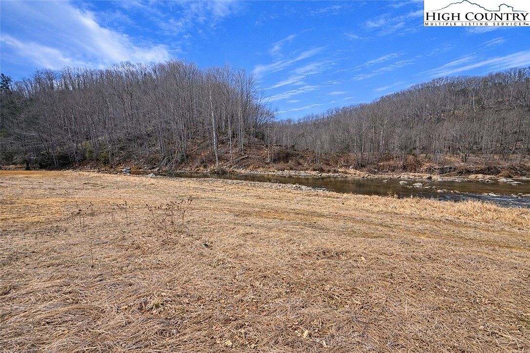 13 Water Sound Dr Elk Park, NC 28622 - Thumbnail 4