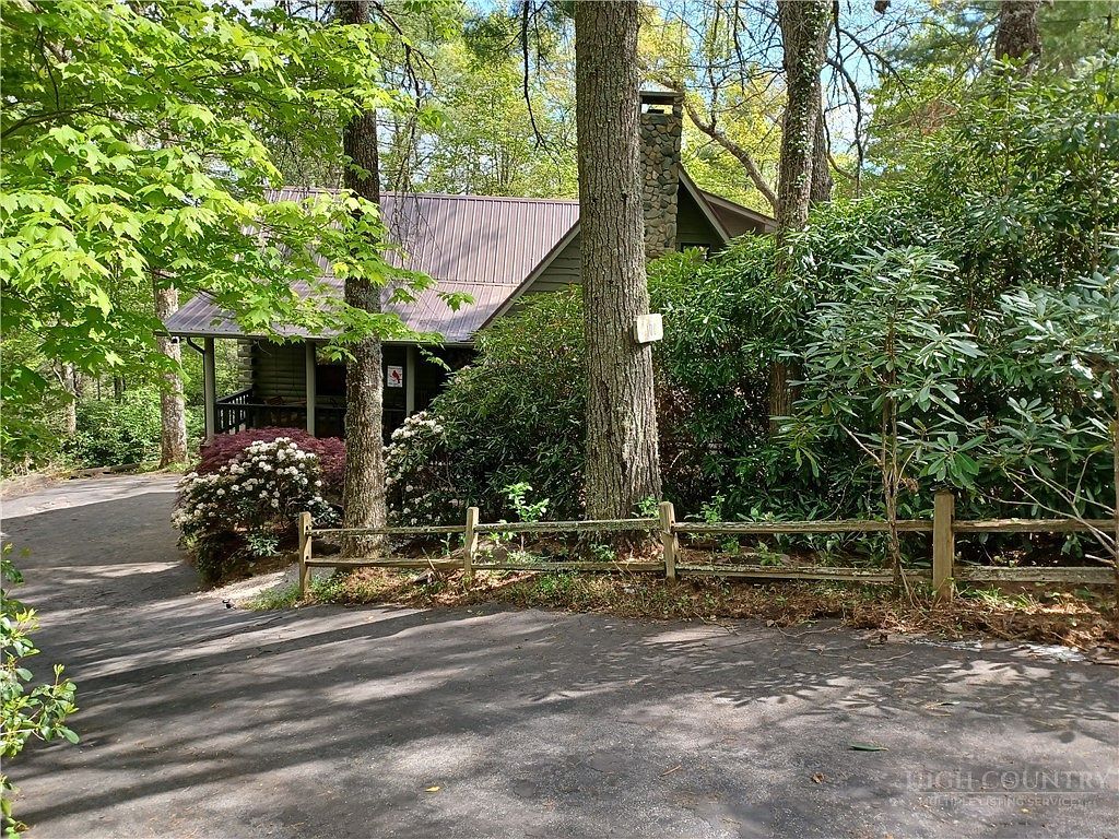 100 Tulip Ln Newland, NC 28657 - Thumbnail 4