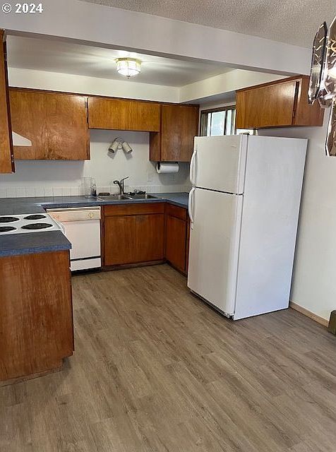 512 S Howard St Newberg, OR 97132 - Thumbnail 4