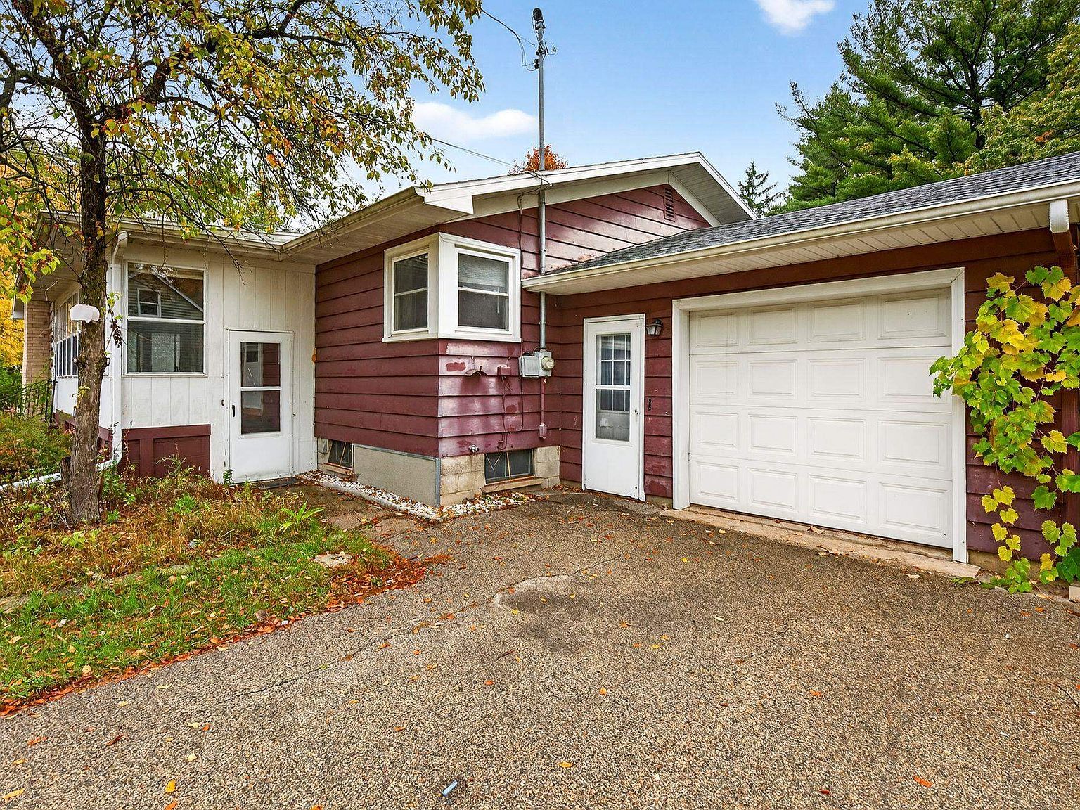 633 S Cambridge St Wautoma, WI 54982 - Thumbnail 4