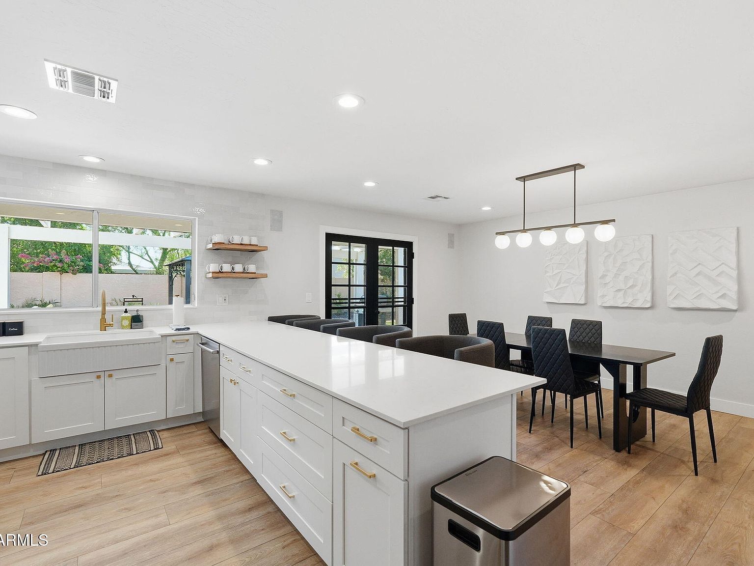 6113 E Gelding Dr Scottsdale, AZ 85254 - Thumbnail 4