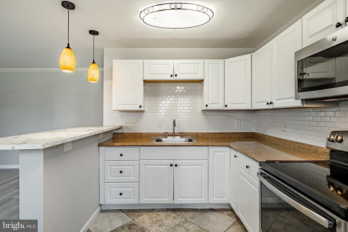 335 E Lancaster Ave Unit E4 Downingtown, PA 19335 - Thumbnail 4