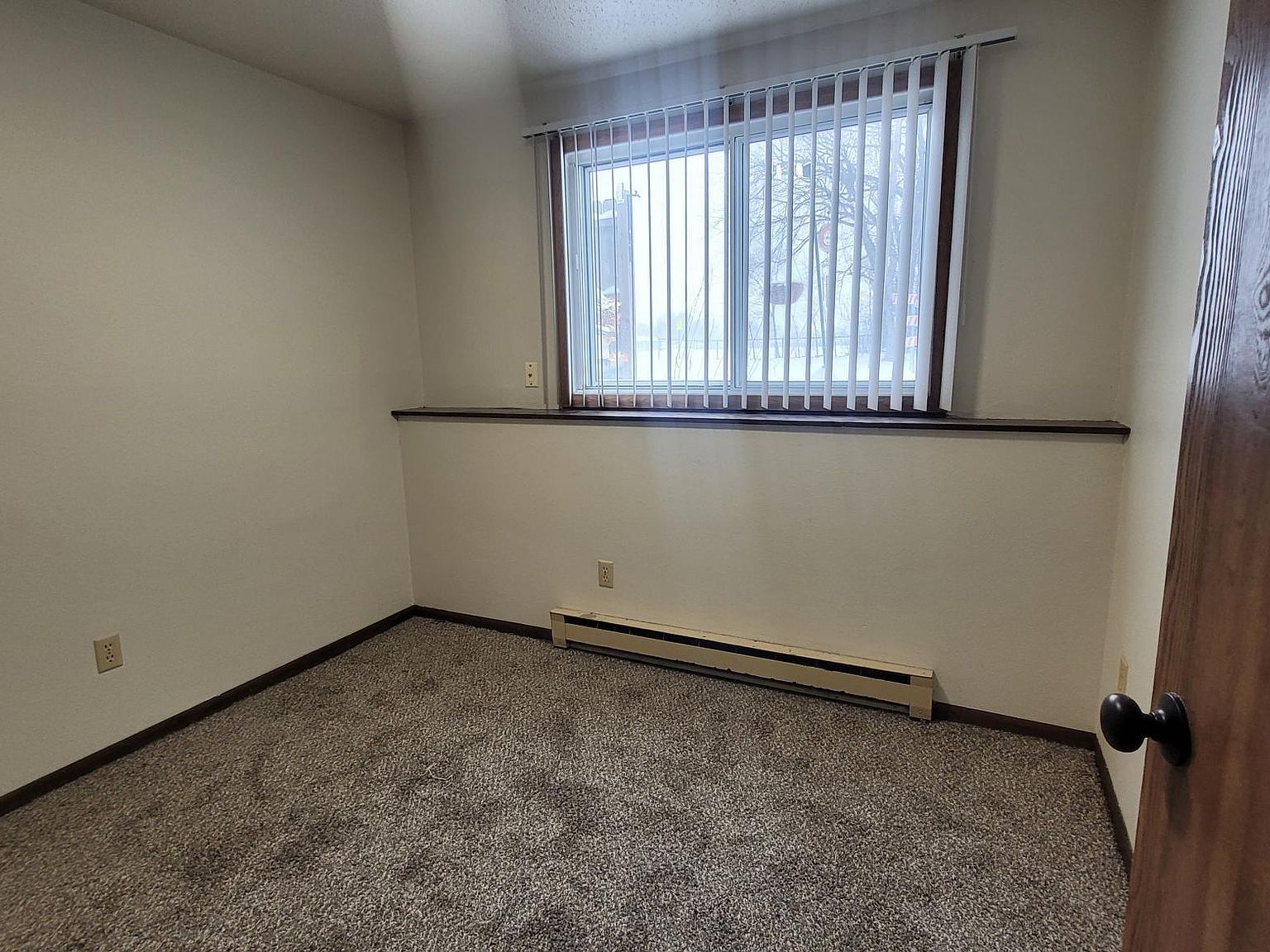 3202-3204 10th Ave N Fargo, ND 58102 - Thumbnail 4