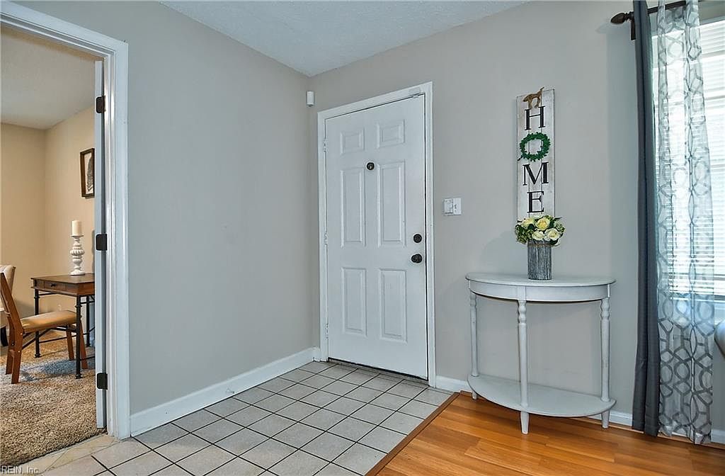 1512 Eagleton Ln Virginia Beach, VA 23455 - Thumbnail 4