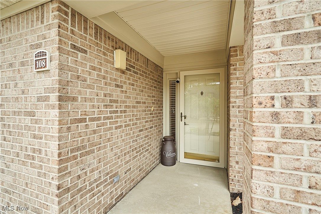 108 Furnace Run Dr Akron, OH 44307 - Thumbnail 4