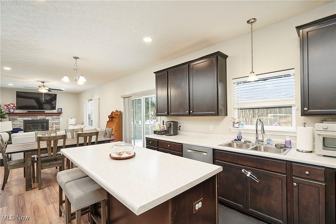 7840 McCreary Rd Seven Hills, OH 44131 - Thumbnail 4