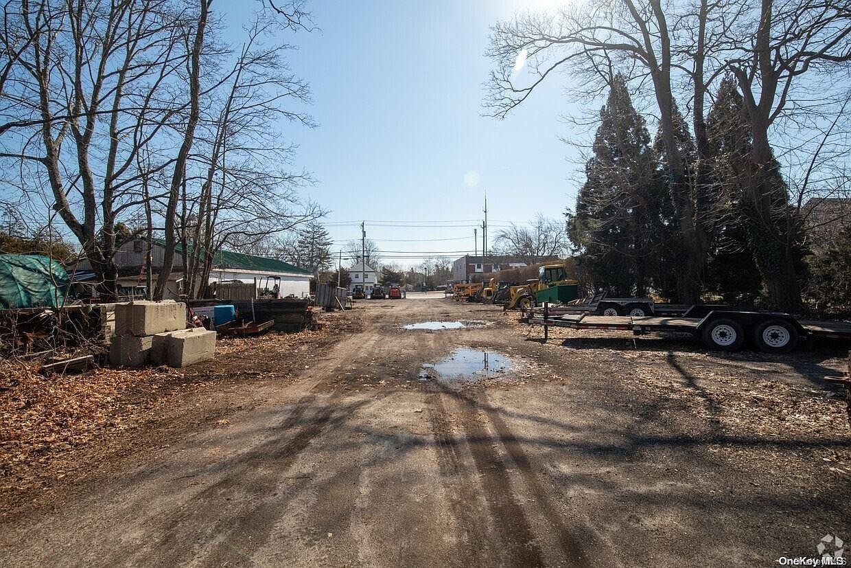 500 Montauk Hwy East Quogue, NY 11942 - Thumbnail 4