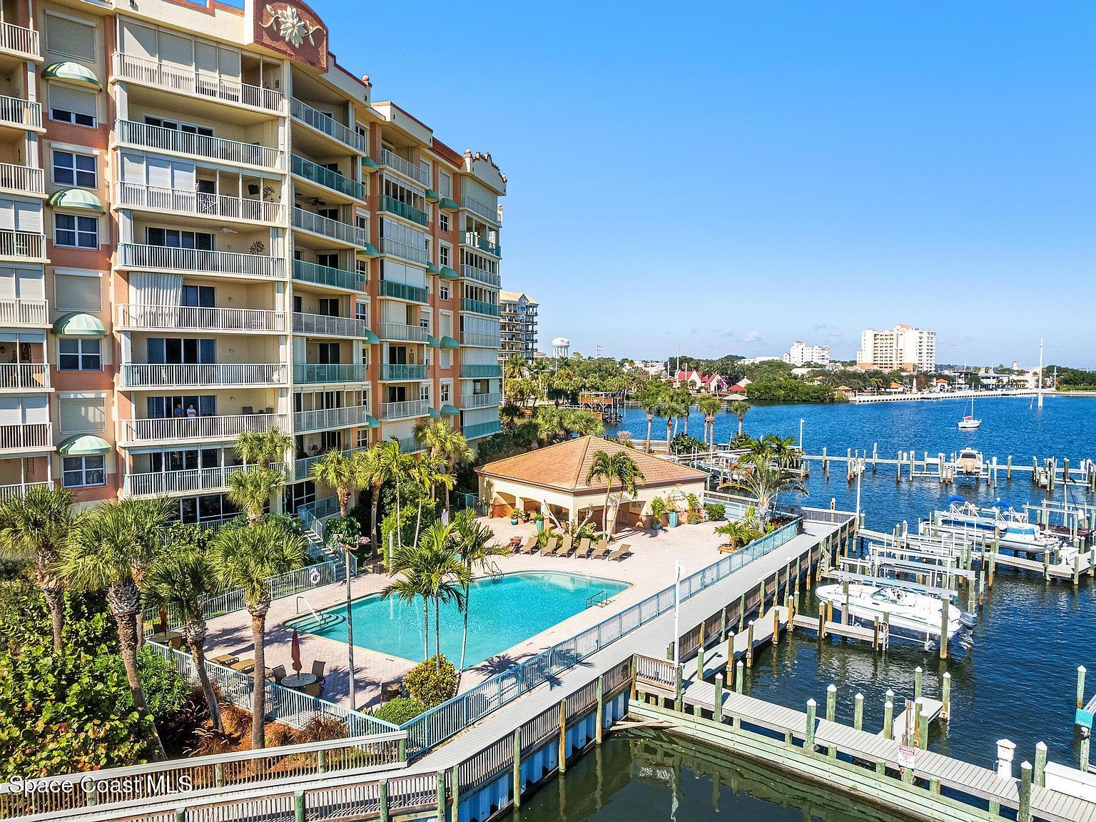 102 Riverside Dr APT 605 Cocoa, FL 32922 - Thumbnail 4