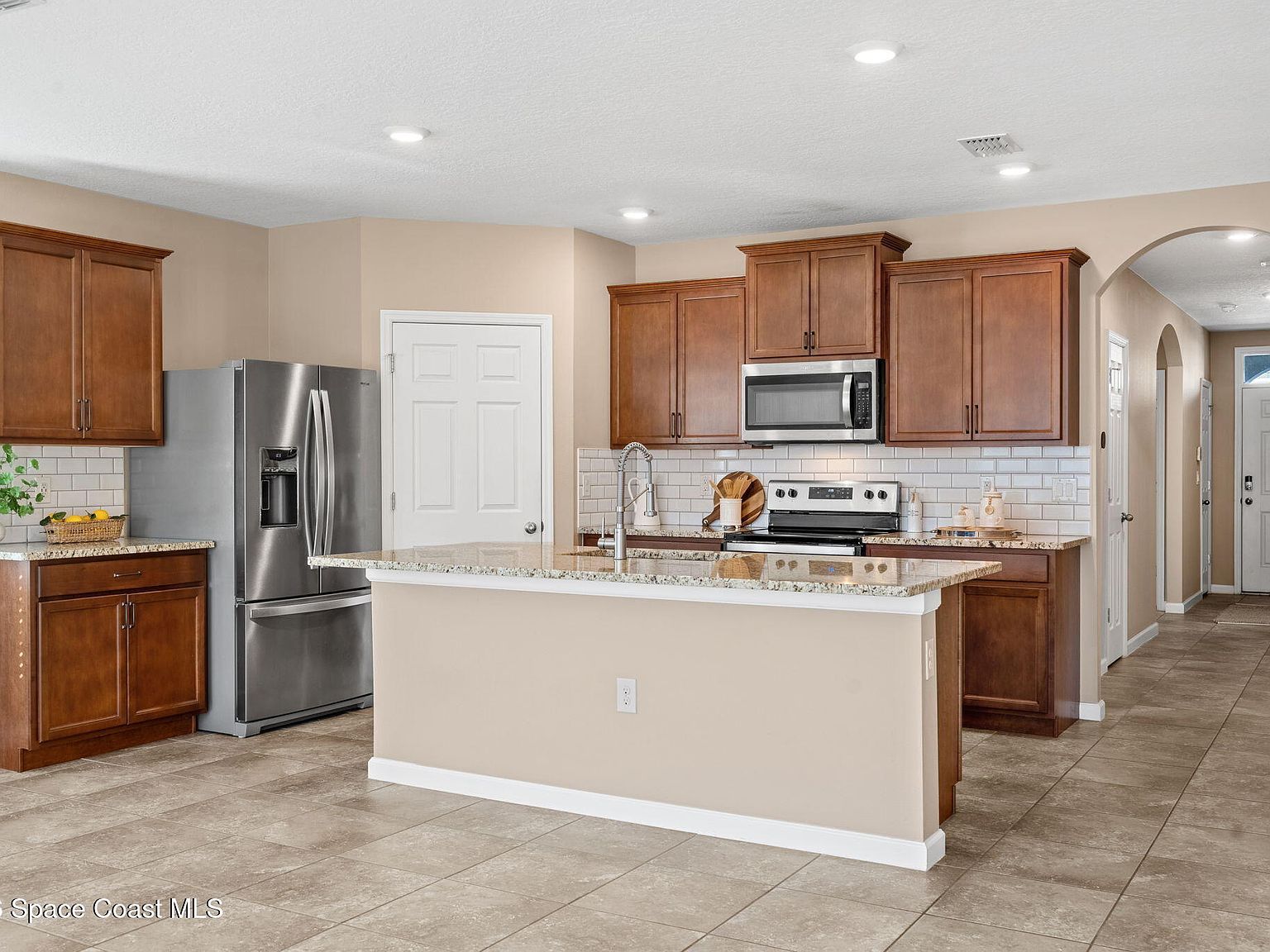 4717 Magenta Isles Dr Melbourne, FL 32904 - Thumbnail 4