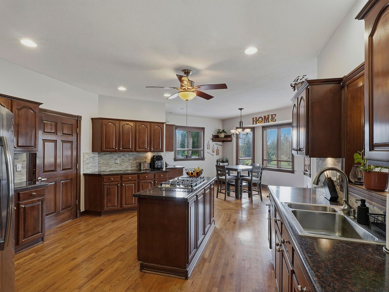 7733 Silver Springs Ct Canal Winchester, OH 43110 - Thumbnail 4