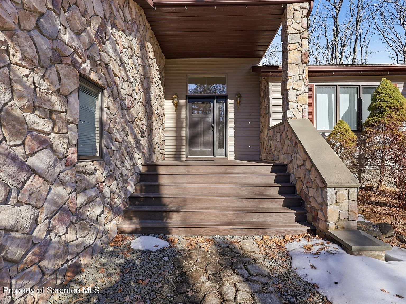 1197 Dewberry Dr Hawley, PA 18428 - Thumbnail 4