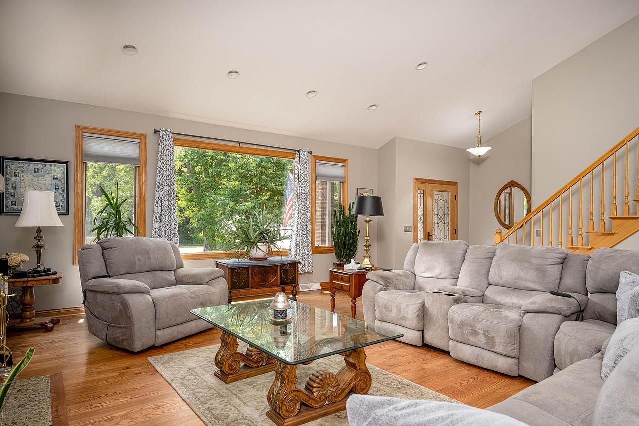 820 111th St Pleasant Prairie, WI 53158 - Thumbnail 4