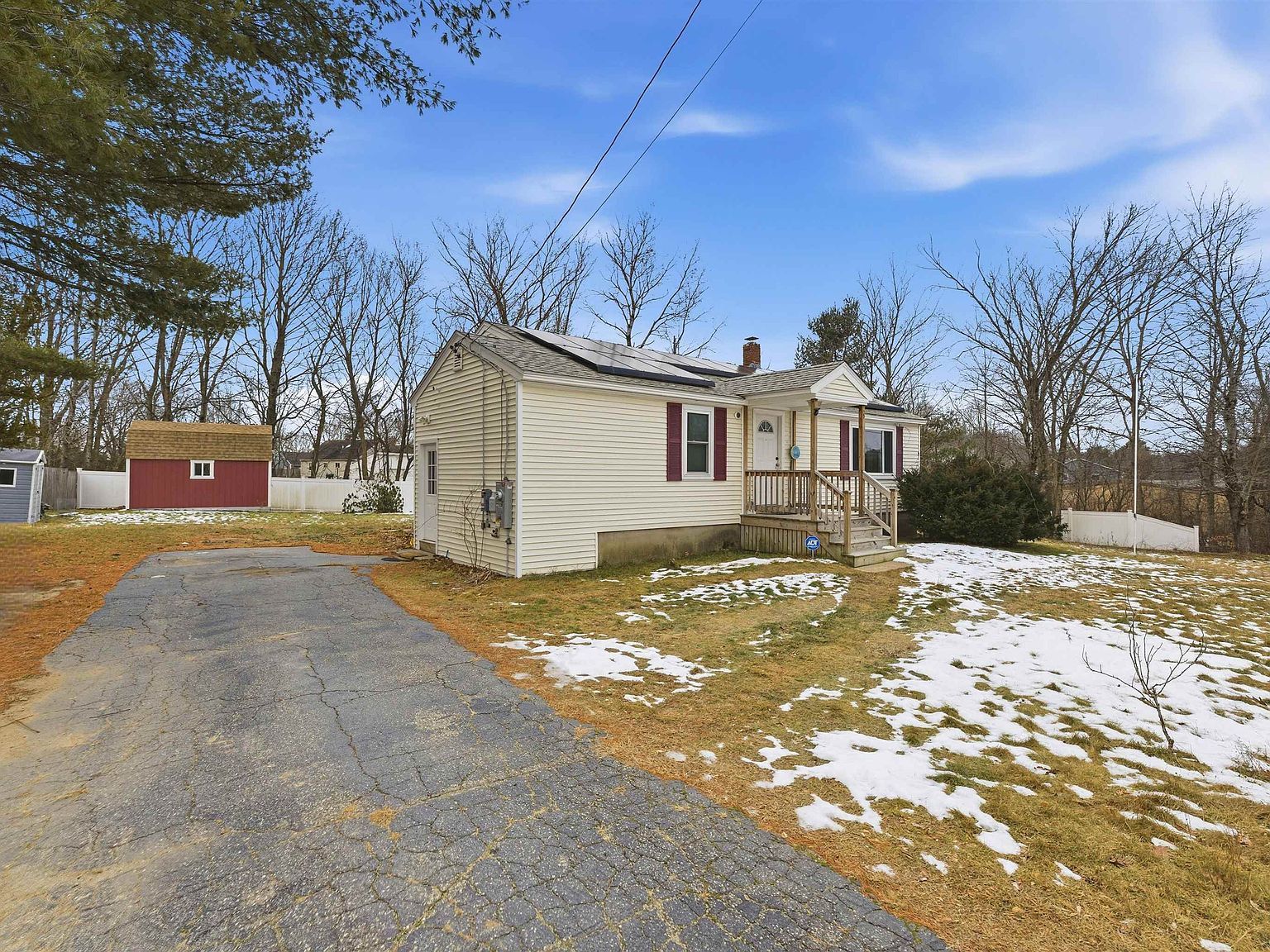 5 Railroad Ave Rochester, NH 03839 - Thumbnail 4