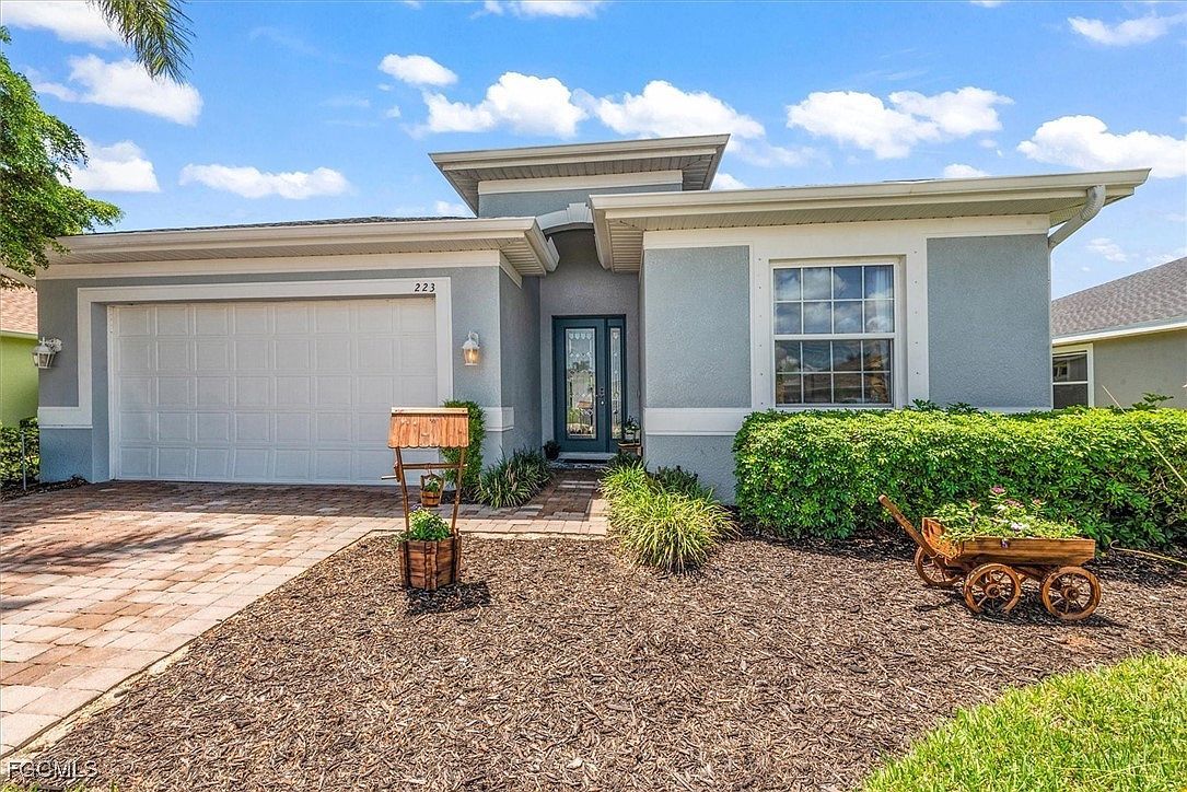 223 Destiny Cir Cape Coral, FL 33990 - Thumbnail 4