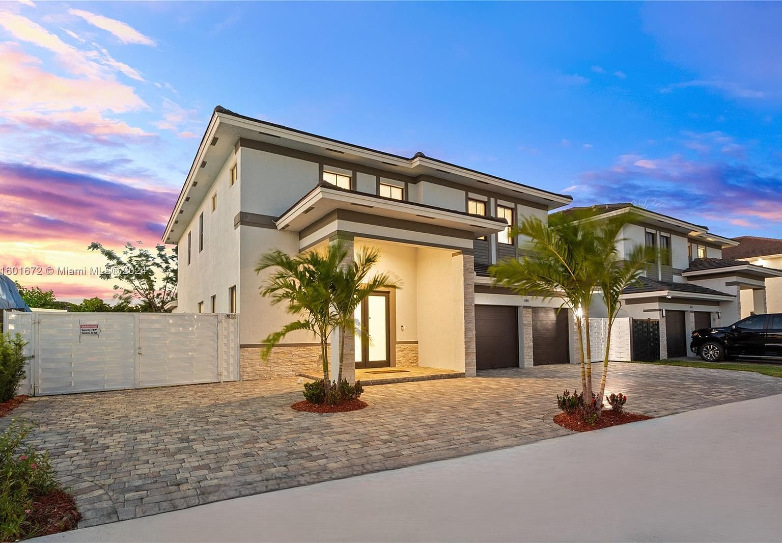 14841 SW 39th Ter Miami, FL 33185 - Thumbnail 4