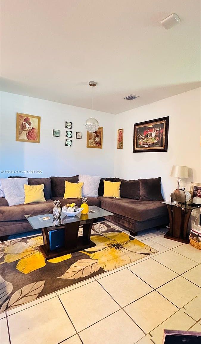 21463 NE 3rd Path Miami, FL 33179 - Thumbnail 4