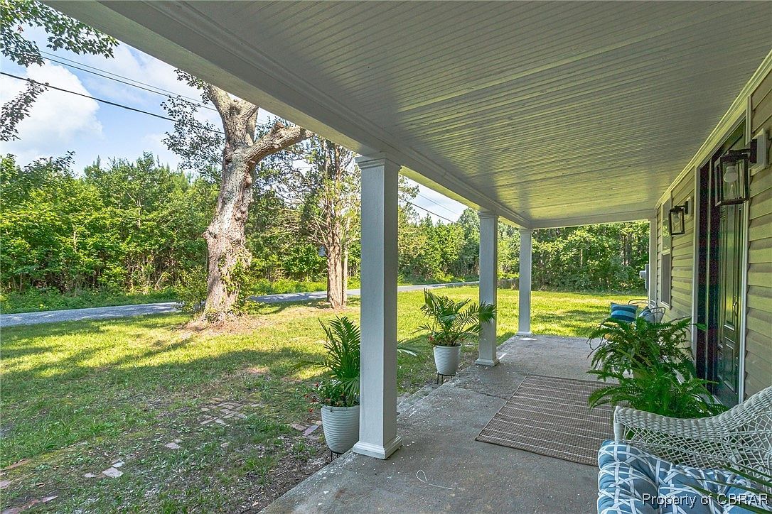 644 Prentice Creek Rd Kilmarnock, VA 22482 - Thumbnail 4