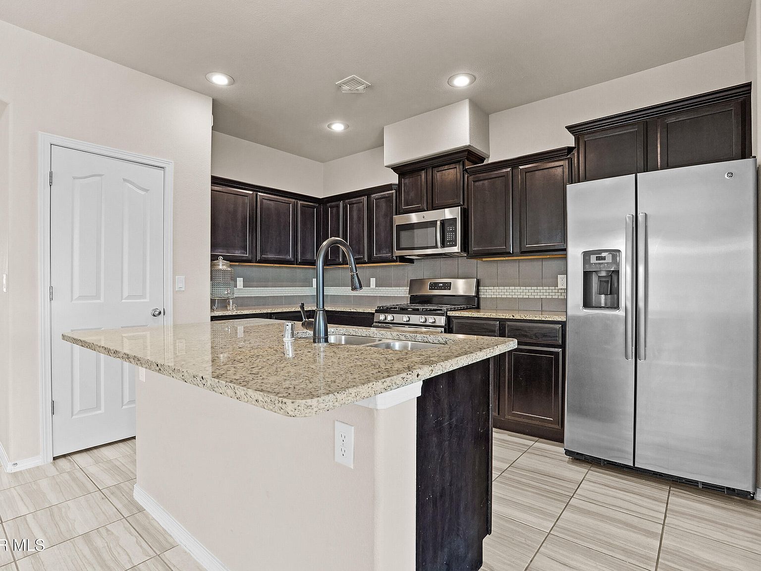 12812 Runway Ave El Paso, TX 79928 - Thumbnail 4