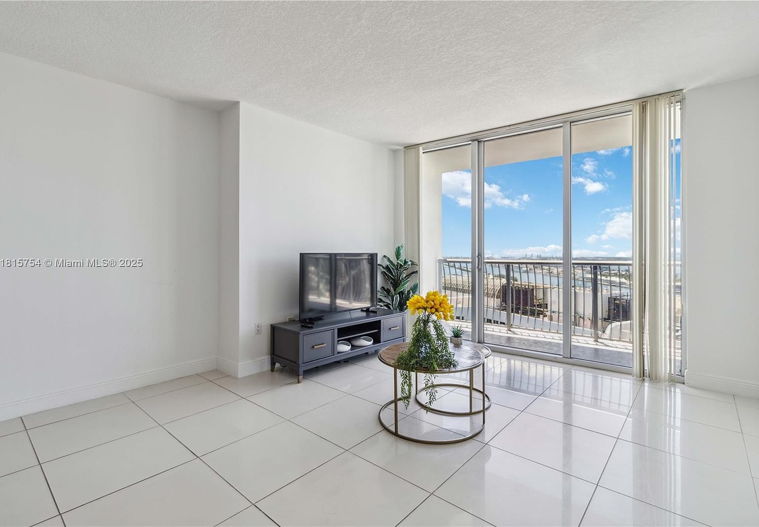 1750 N Bayshore Dr APT 4604 Miami, FL 33132 - Thumbnail 4