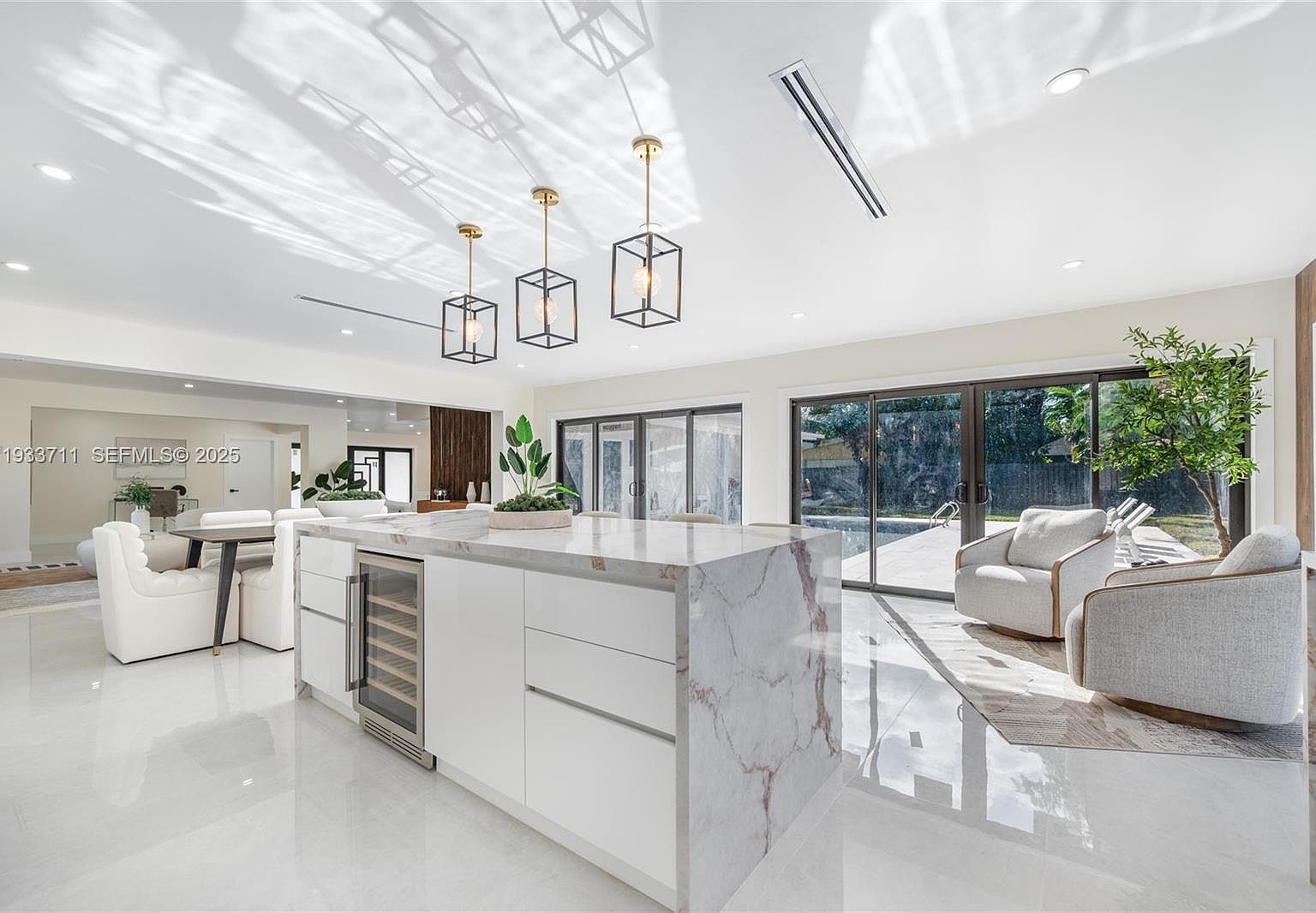 13800 SW 79th Ct Palmetto Bay, FL 33158 - Thumbnail 4