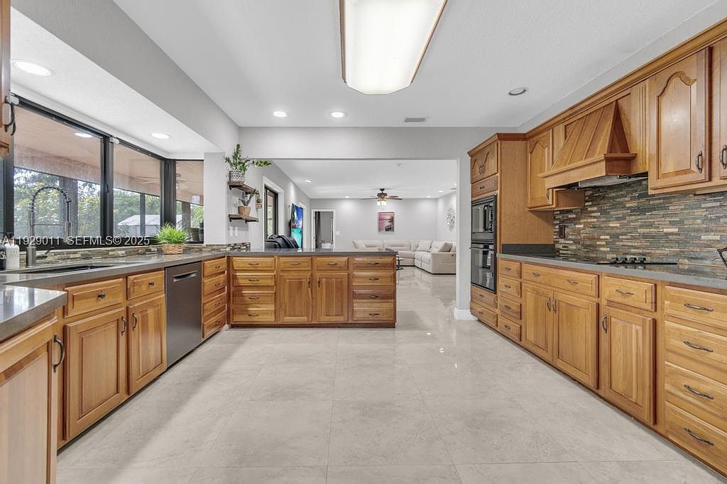 16900 SW 276th St Homestead, FL 33031 - Thumbnail 4