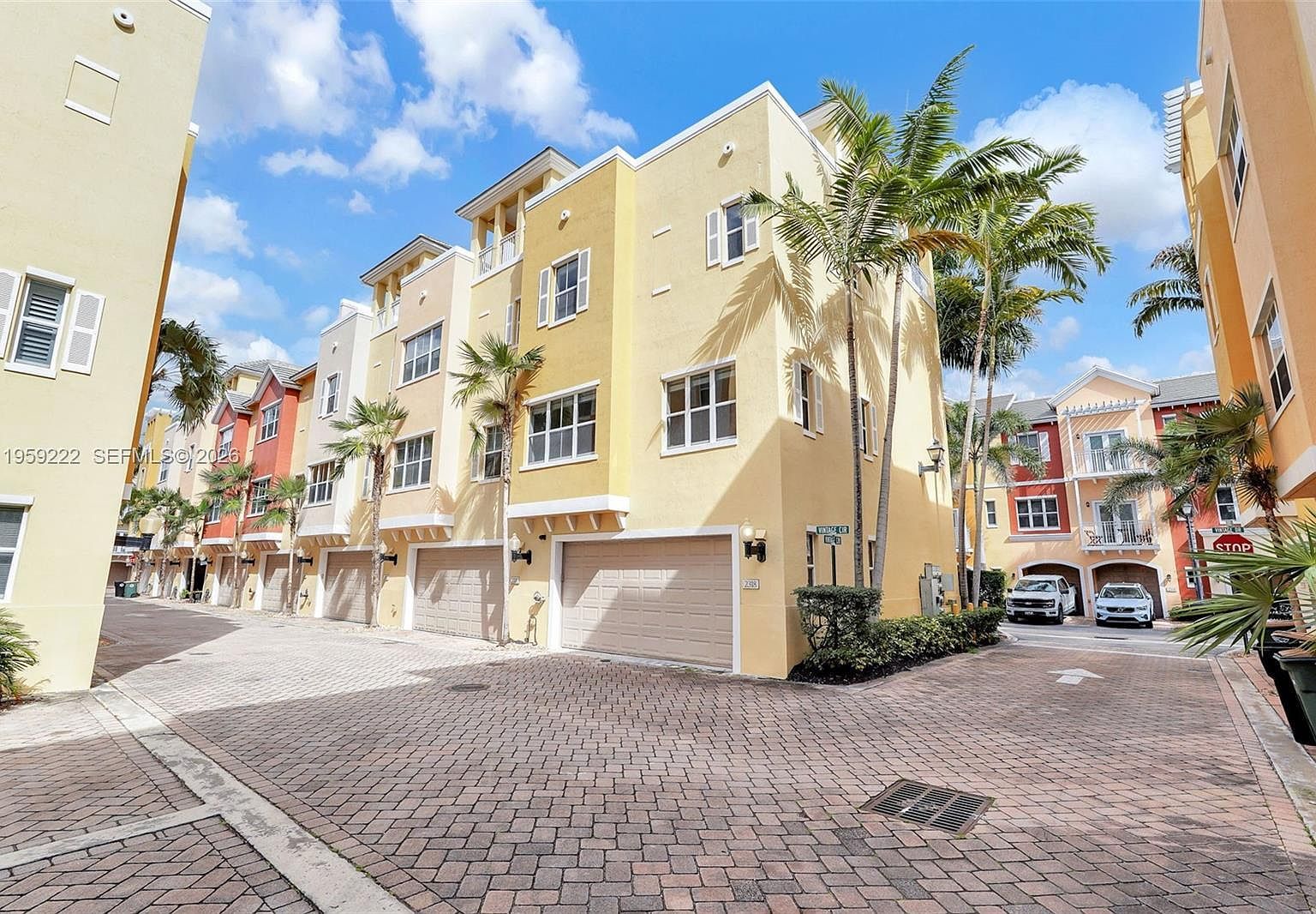 2318 Vintage Dr #2318 Pompano Beach, FL 33064 - Thumbnail 4