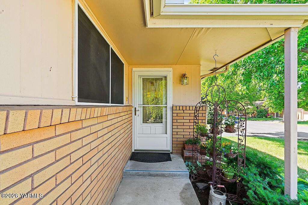 7610 Summitview Ave #11 Yakima, WA 98908 - Thumbnail 4