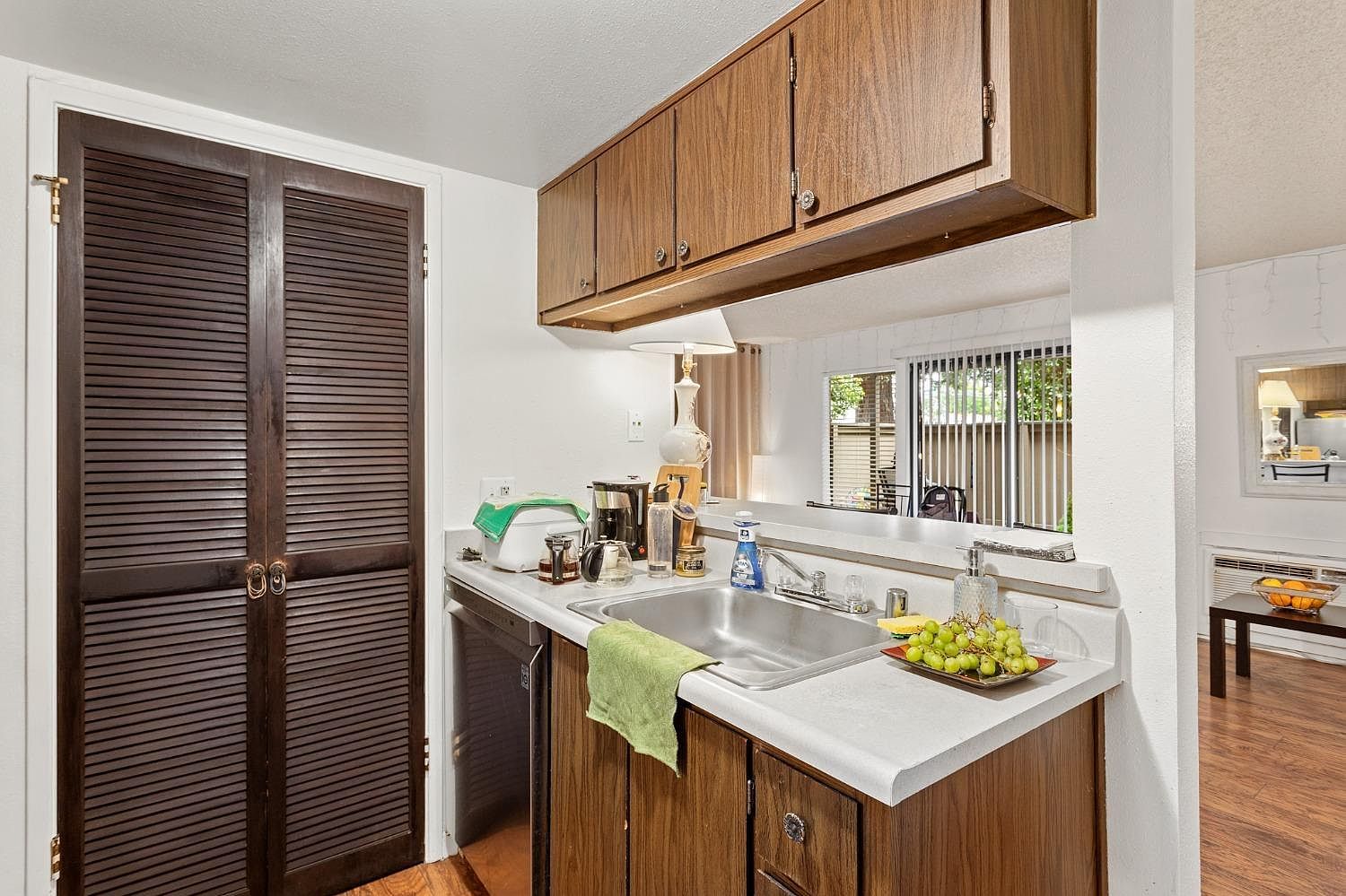 923 Fulton Ave APT 425 Sacramento, CA 95825 - Thumbnail 4