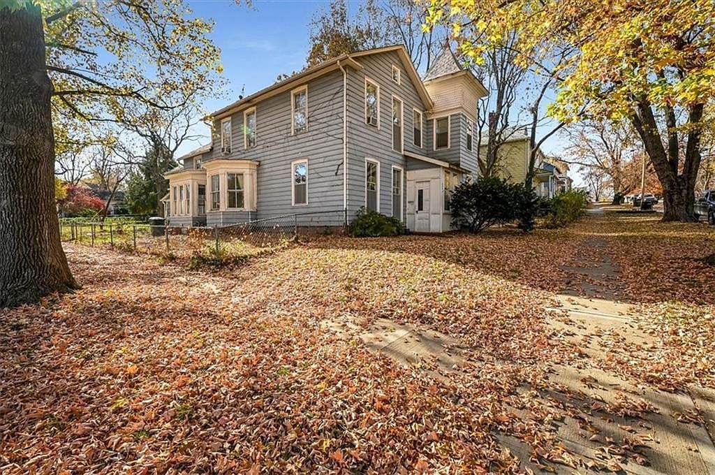 601 Congress St Leavenworth, KS 66048 - Thumbnail 4