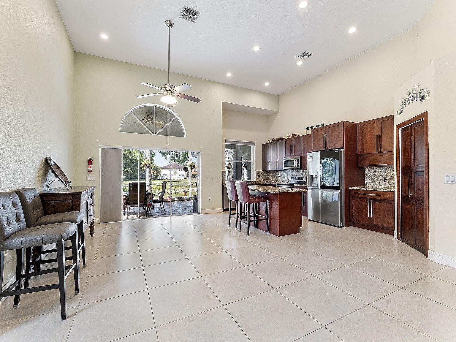 7793 Highlands Cir Margate, FL 33063 - Thumbnail 4