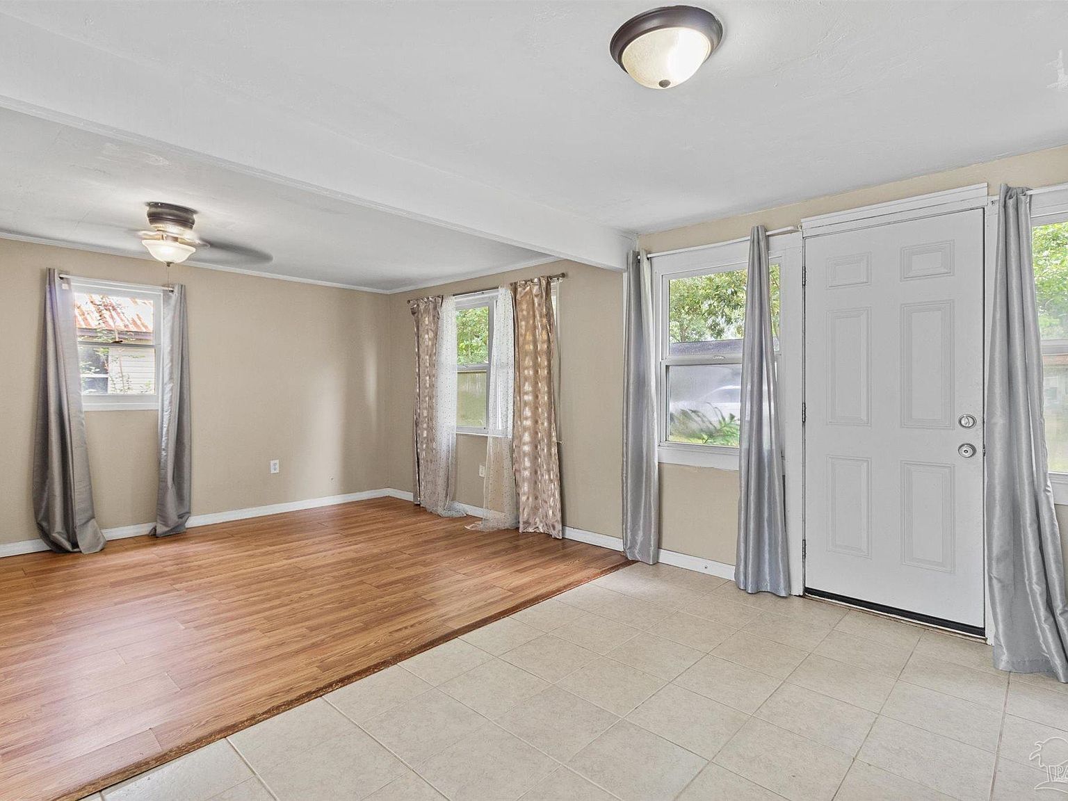 203 Booth Ave Cantonment, FL 32533 - Thumbnail 4