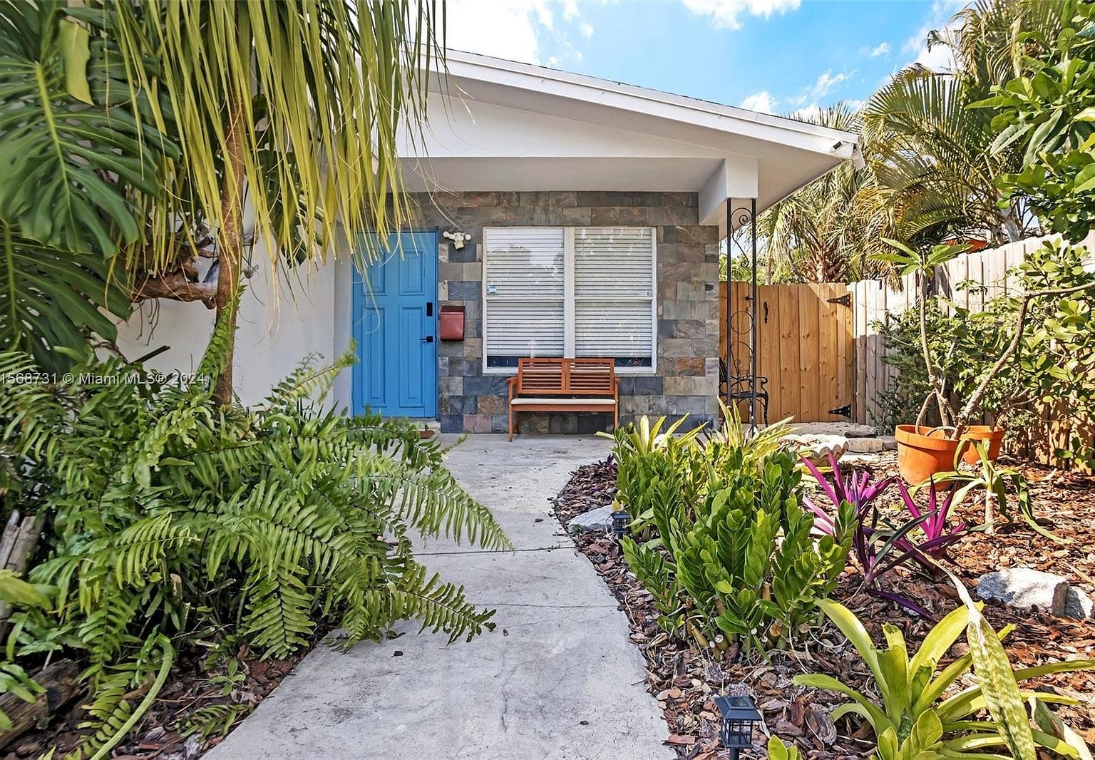 1547 NE 38th St Fort Lauderdale, FL 33334 - Thumbnail 4