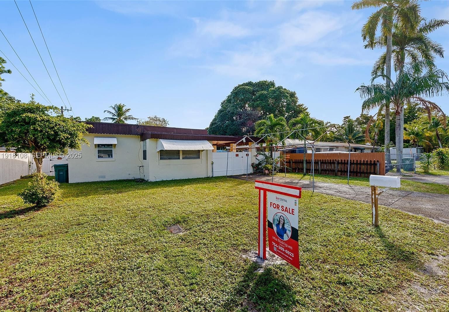 1464 SW 29th Ave Fort Lauderdale, FL 33312 - Thumbnail 4