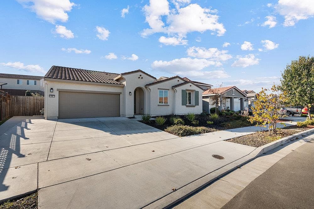 20 Hospital Rd Hollister, CA 95023 - Thumbnail 4