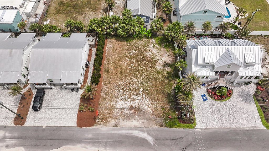 107 42nd St Mexico Beach, FL 32456 - Thumbnail 4