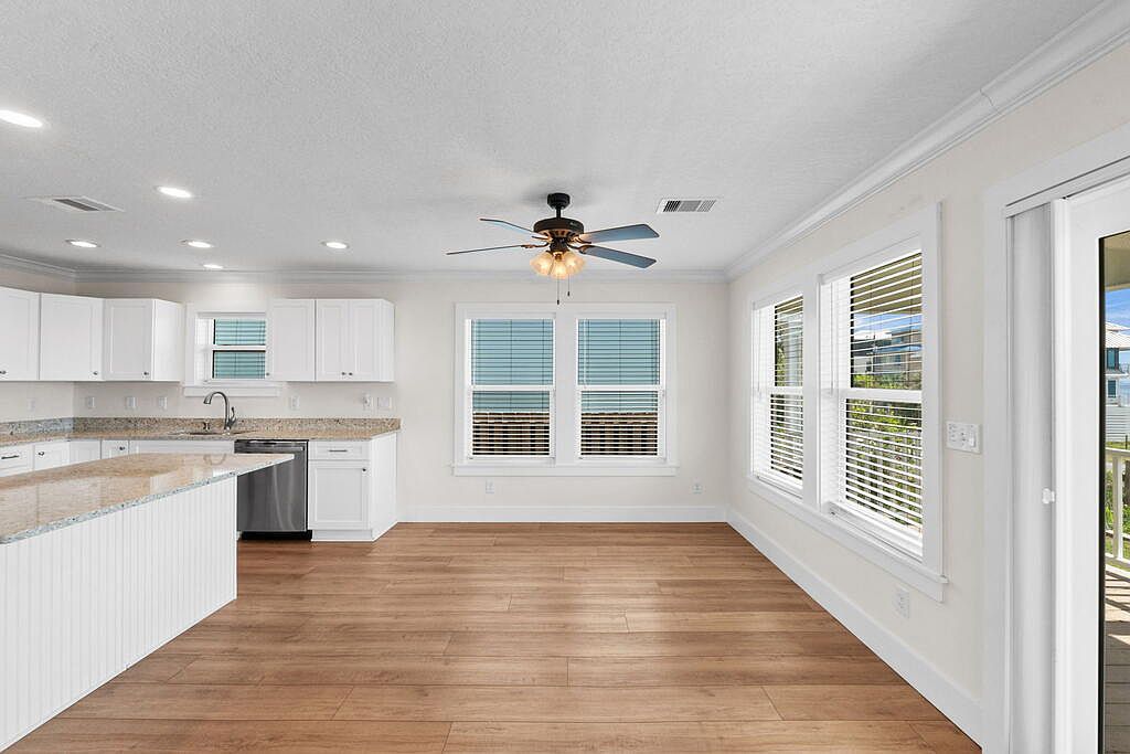 9148 W Highway 98 Port Saint Joe, FL 32456 - Thumbnail 4
