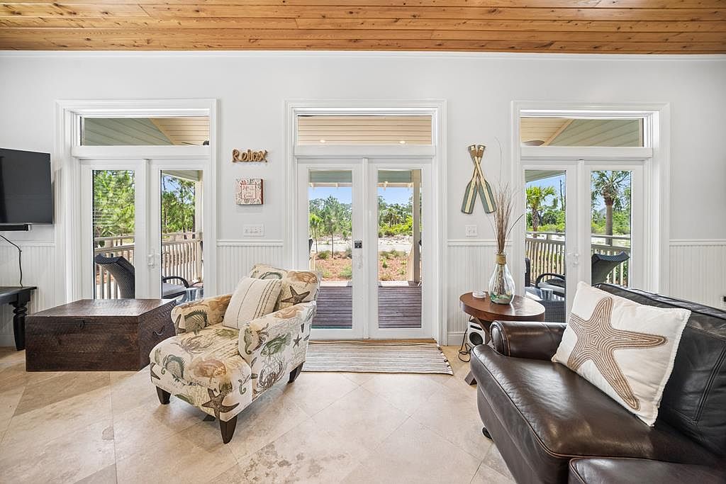 109 Hemmingway Cir Port Saint Joe, FL 32456 - Thumbnail 4