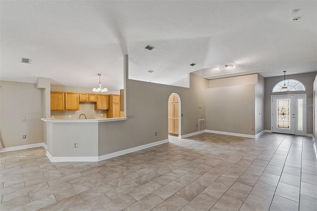 2242 Aitkin Loop Leesburg, FL 34748 - Thumbnail 4