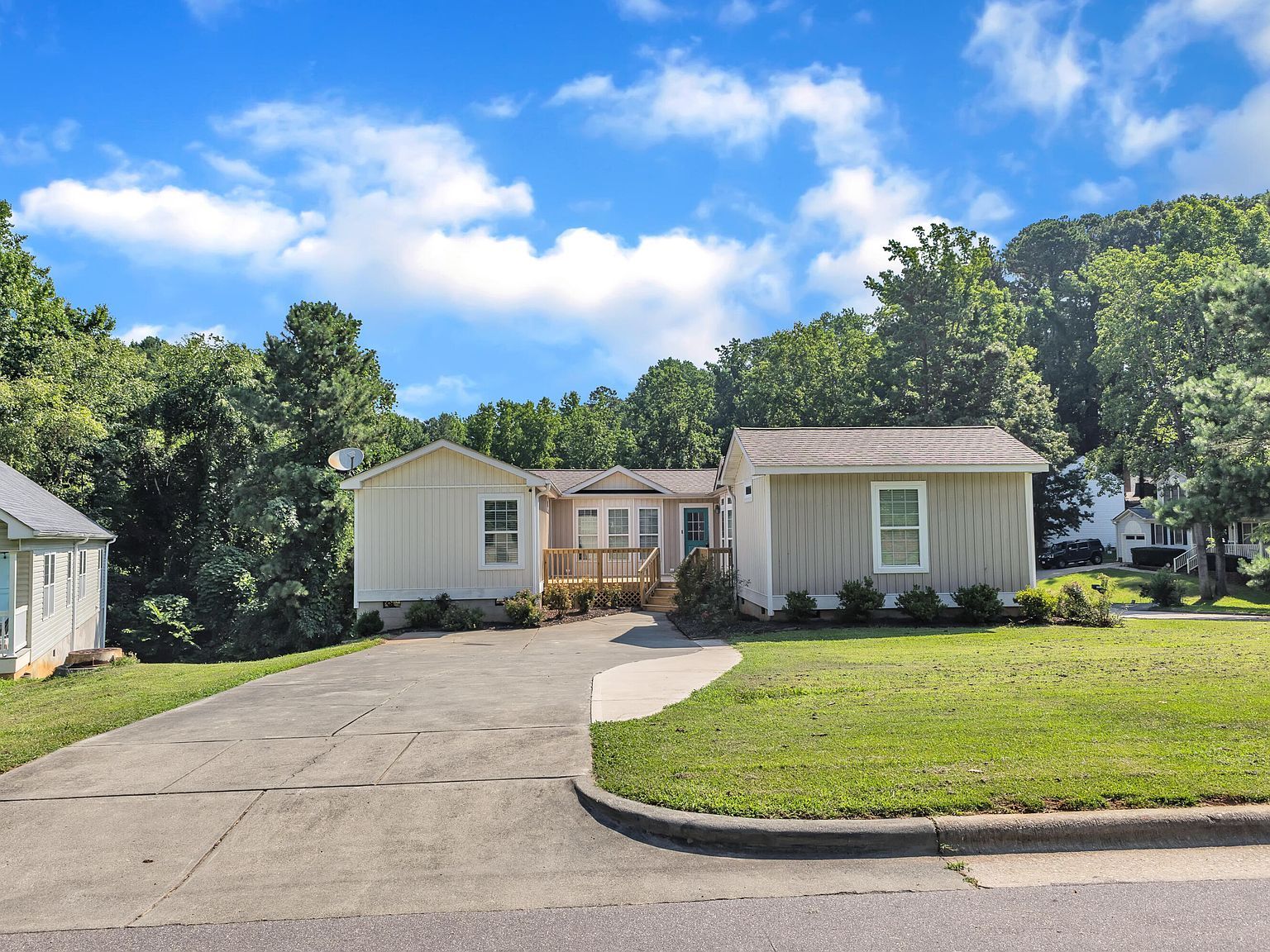 2220 Hoot Owl Ct Raleigh, NC 27603 - Thumbnail 4