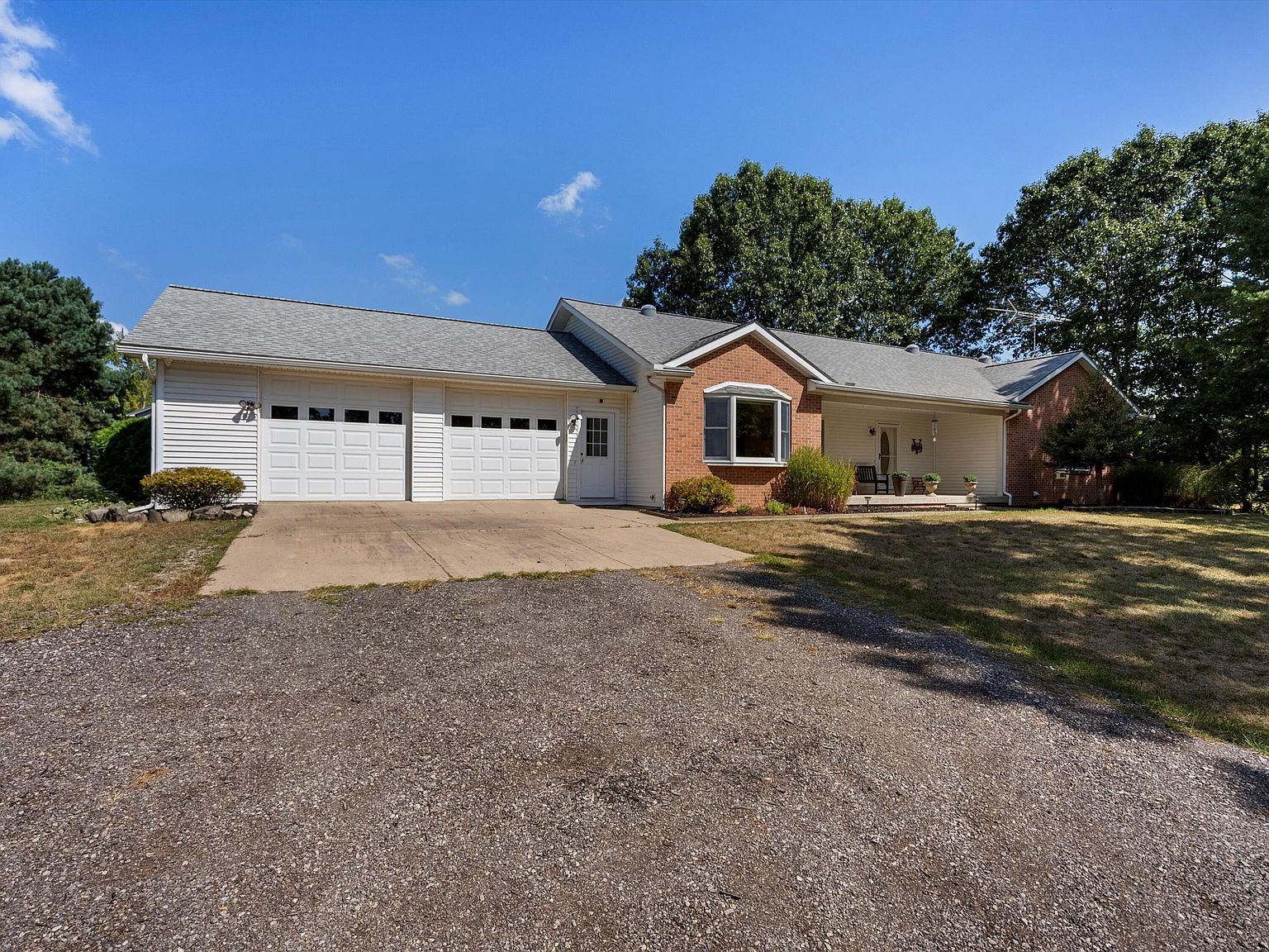 16850 Roe Rd Chelsea, MI 48118 - Thumbnail 4