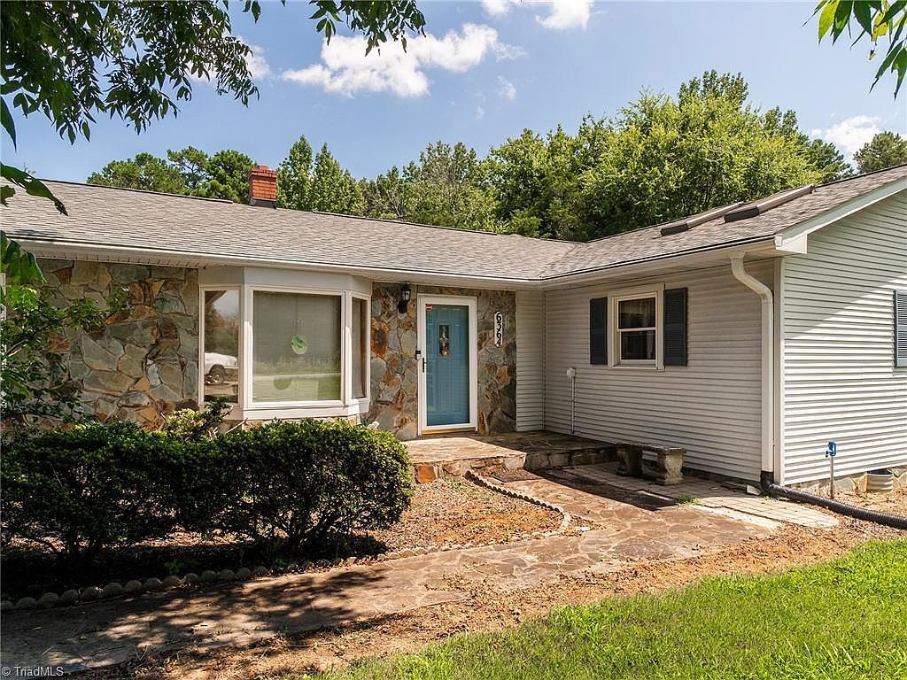 6364 Kimesville Rd Liberty, NC 27298 - Thumbnail 4