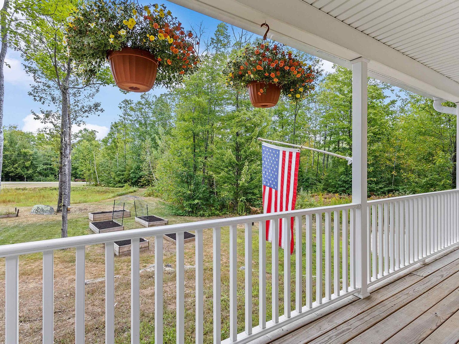 31 Ingalls Ter Alton Bay, NH 03809 - Thumbnail 4