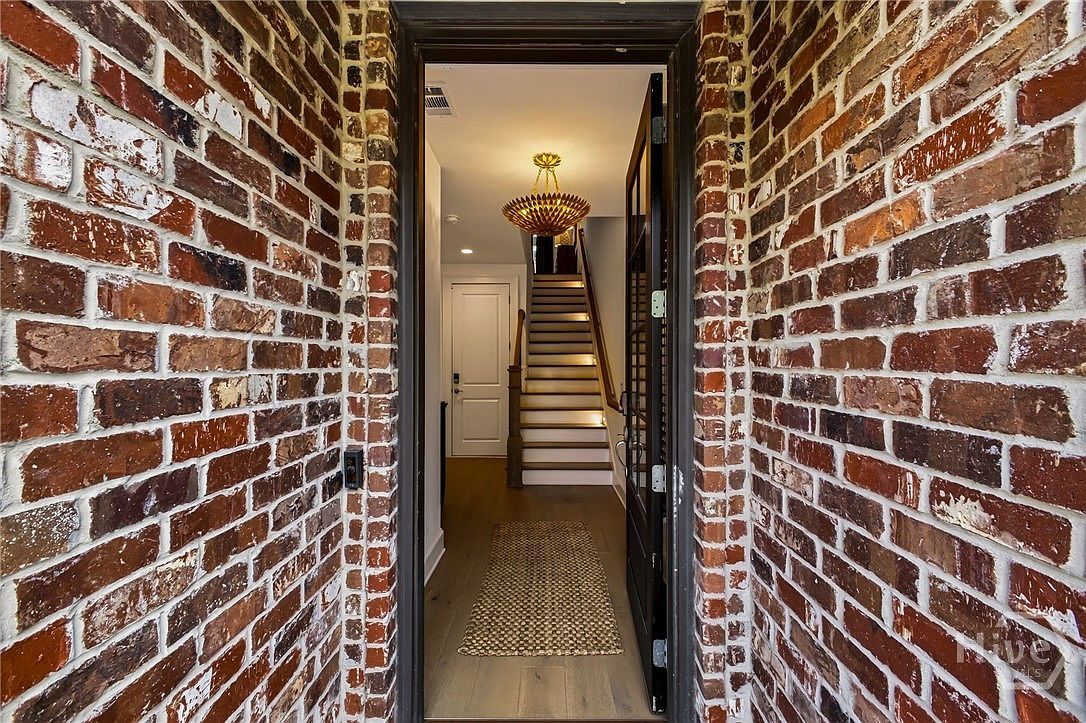 441 Port Street Savannah, GA 31401 - Thumbnail 4