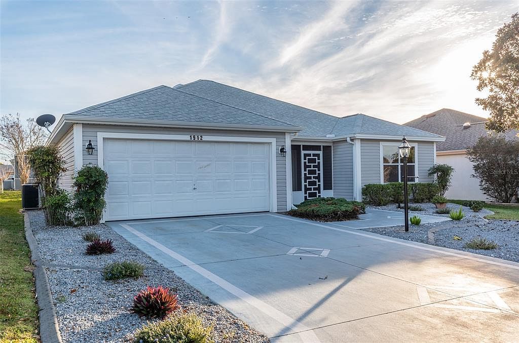 1912 Iglesia St The Villages, FL 32159 - Thumbnail 4