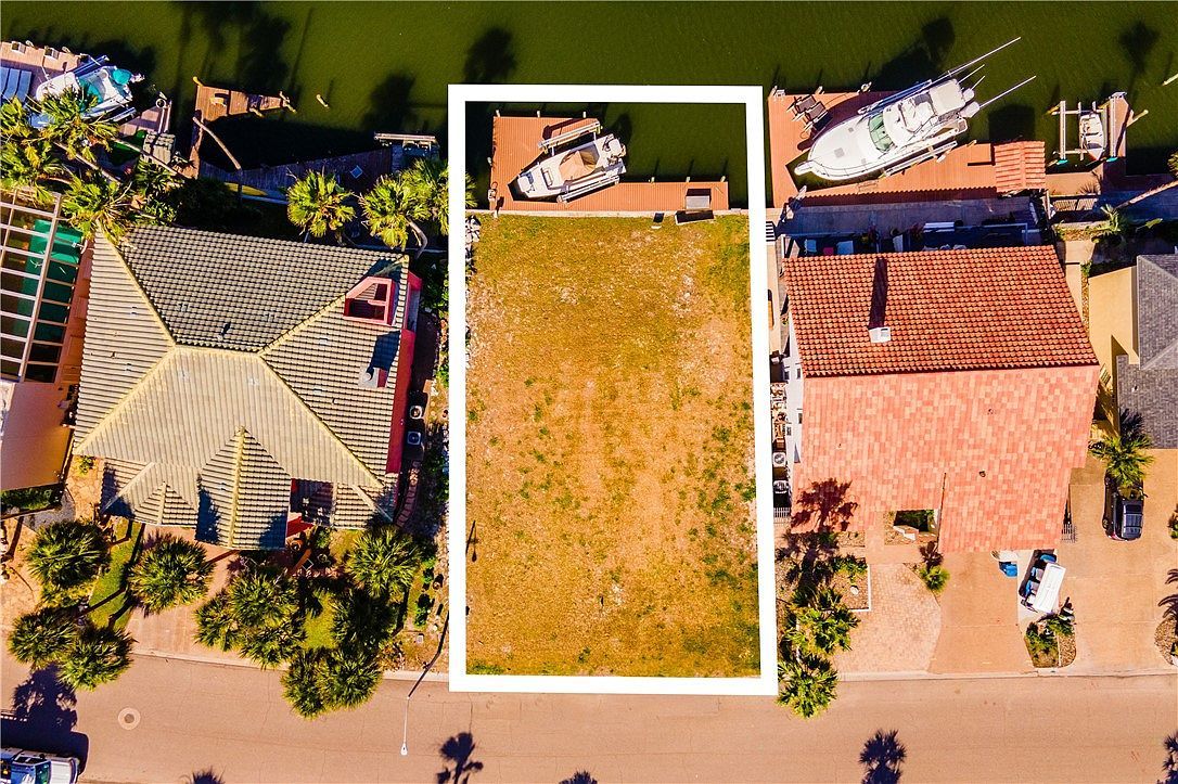 389 Marina Dr Port Aransas, TX 78373 - Thumbnail 4